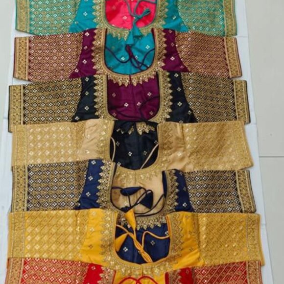 BARBIE WEDDING BLOUSE - Picture 4 of 15